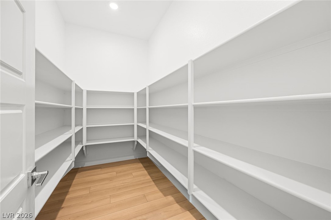 9983 Decano Ridge Street Property Photo 23