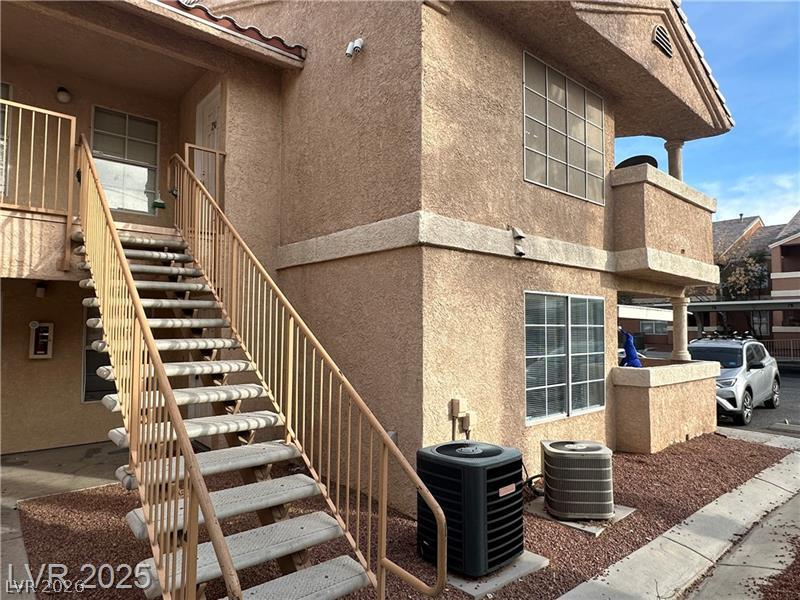 1830 North Pecos Road 230 Property Photo 2