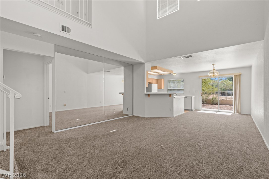 5345 Painted Mirage Road Property Photo 2