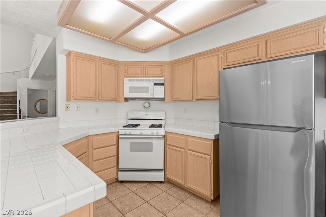 5345 Painted Mirage Road Property Photo 10
