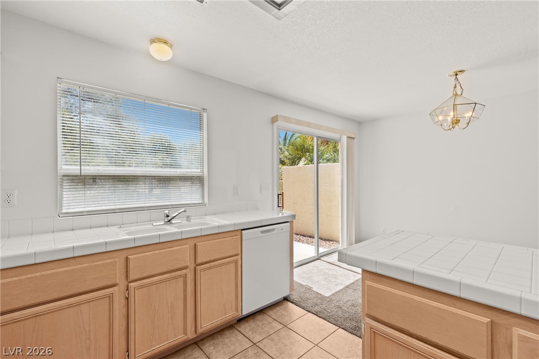 5345 Painted Mirage Road Property Photo 11