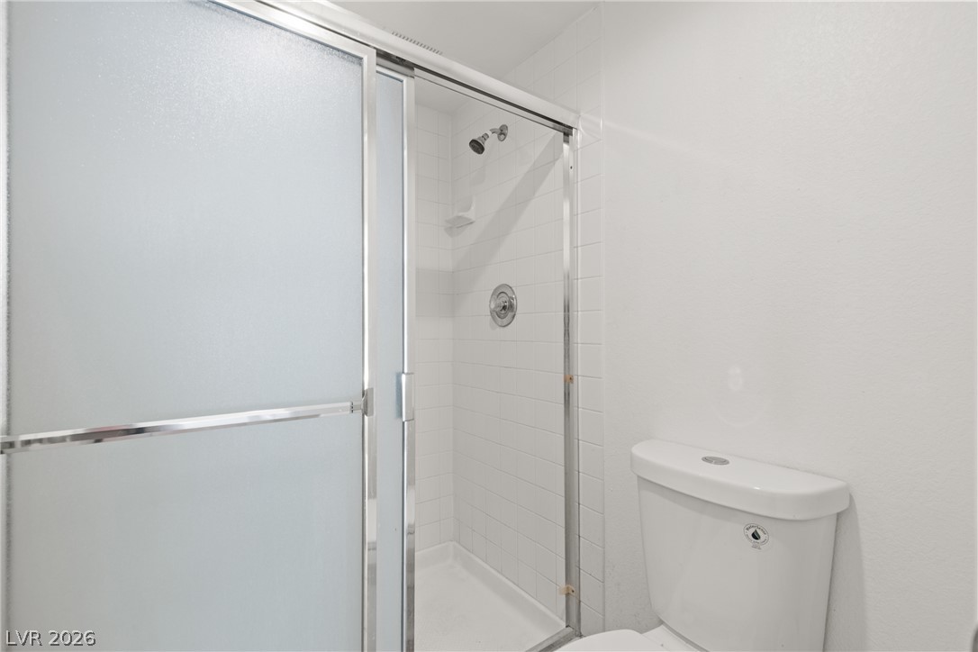 5345 Painted Mirage Road Property Photo 18