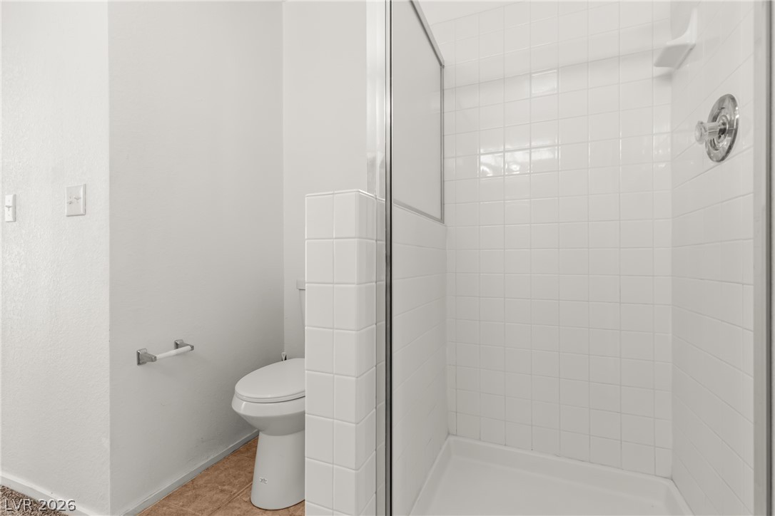 5345 Painted Mirage Road Property Photo 36