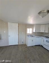 2884 Green Tree Avenue Property Photo 9