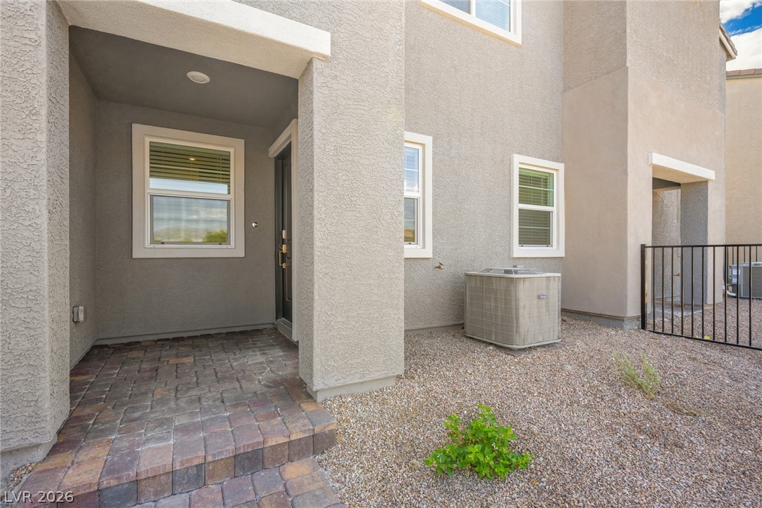 178 Stardust Grove Avenue Property Photo 1