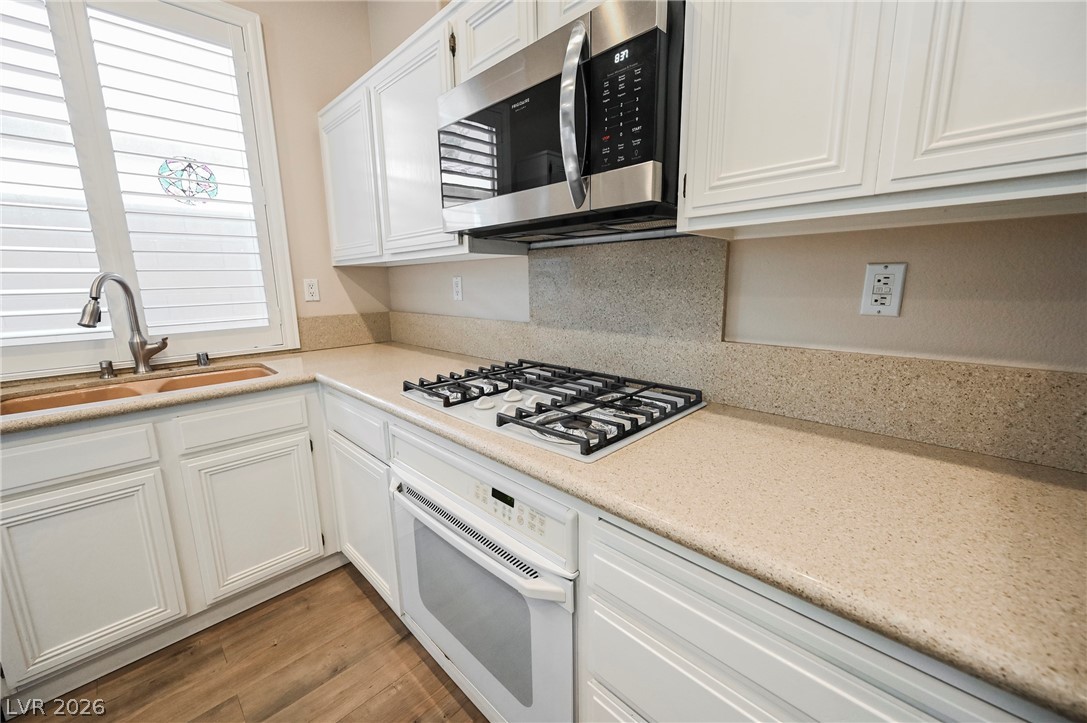 2343 Brockton Way Property Photo 28