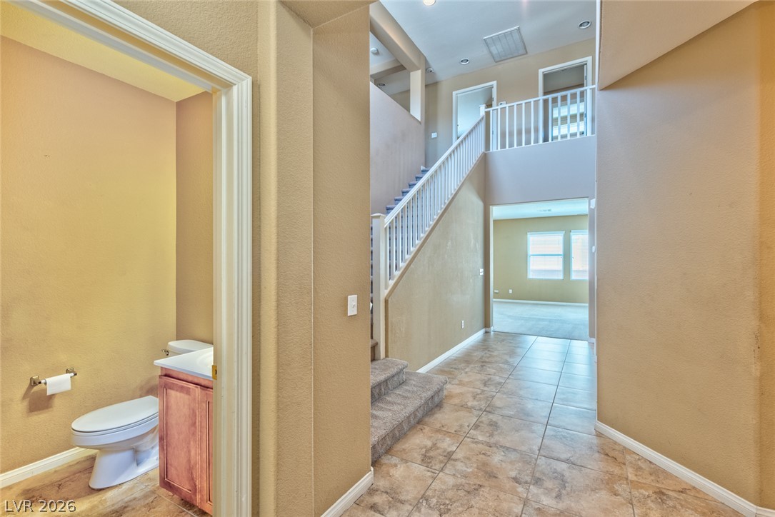 8020 Aztec Basin Avenue Property Photo 5