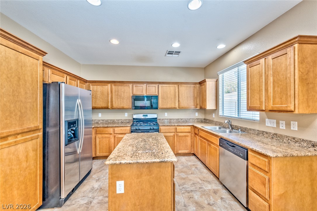 8020 Aztec Basin Avenue Property Photo 9
