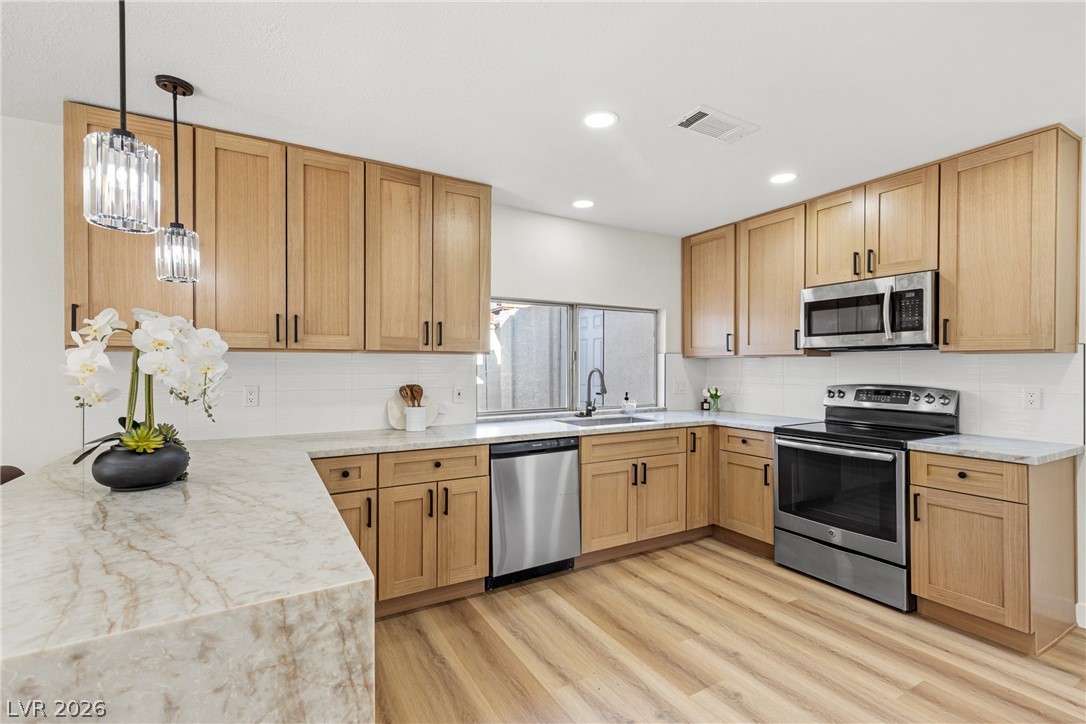 3660 Cherokee Avenue Property Photo 10