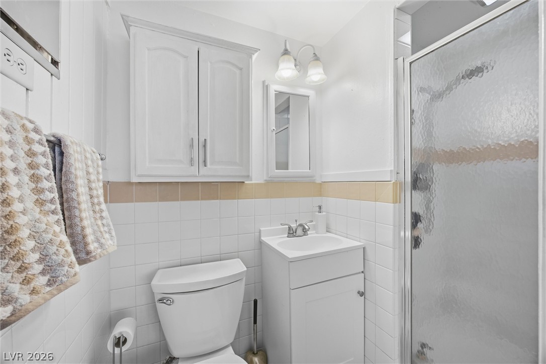 256 Hillcrest Drive Property Photo 18