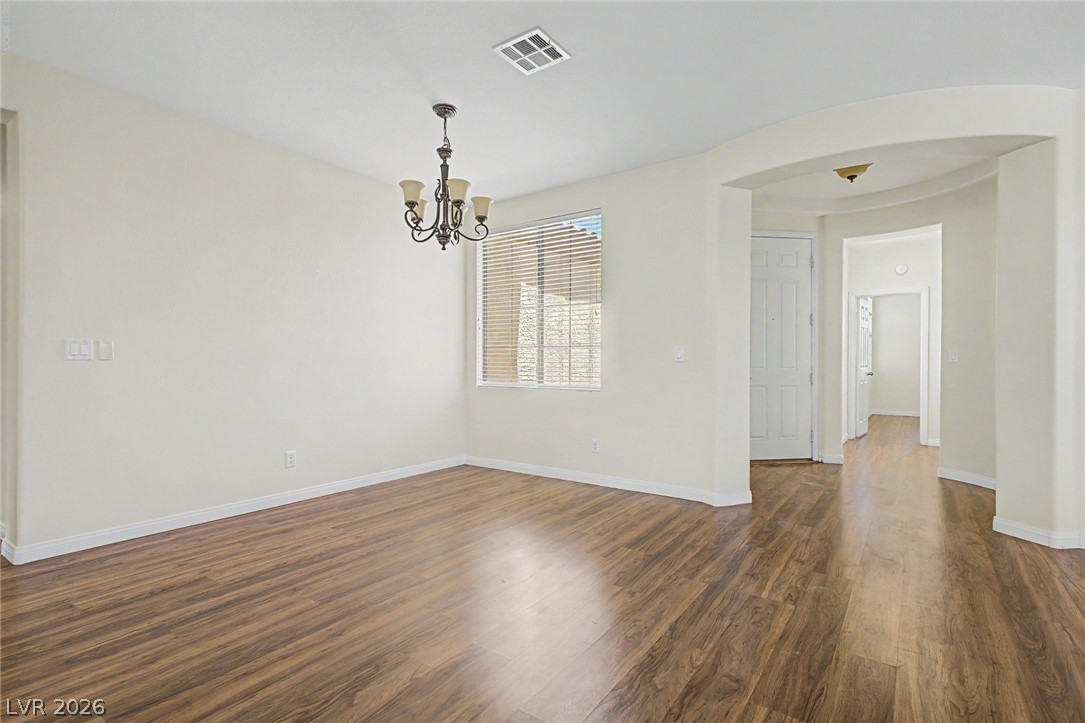 2013 Alamo Heights Avenue Property Photo 8