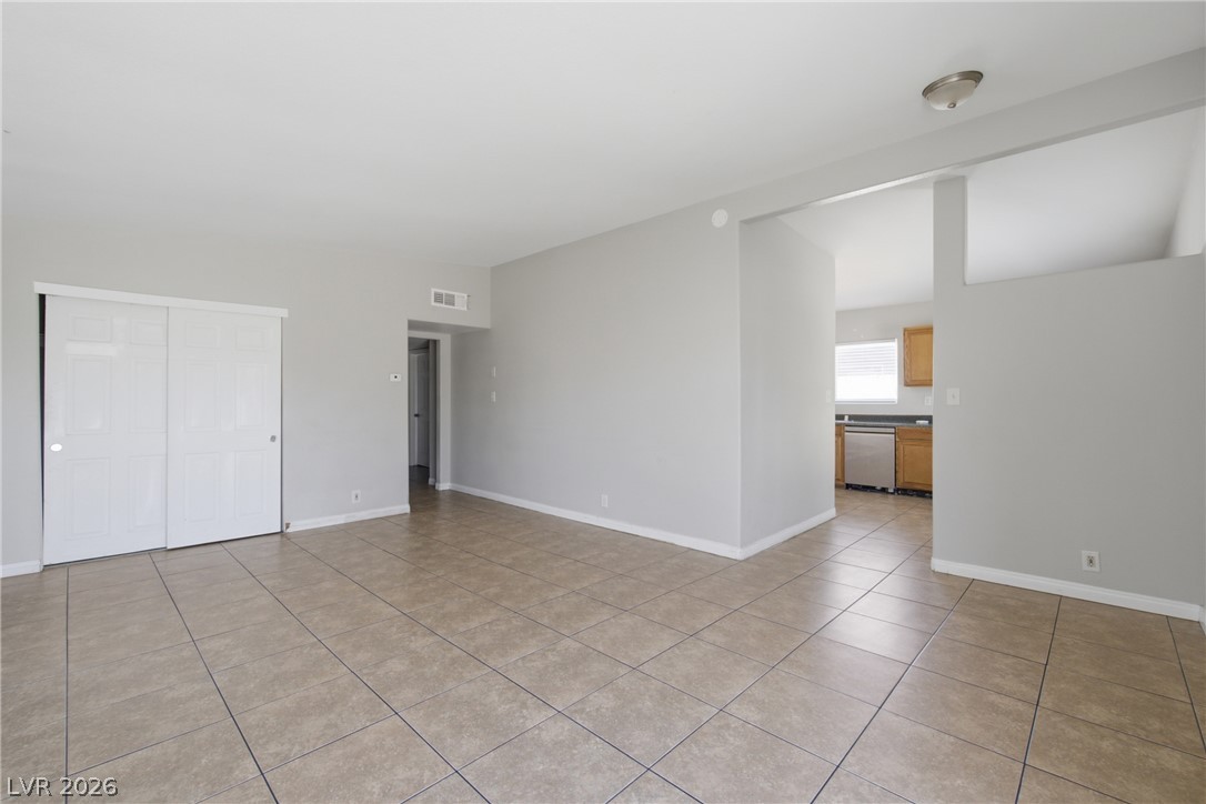 2836 Reynolds Avenue Property Photo 8