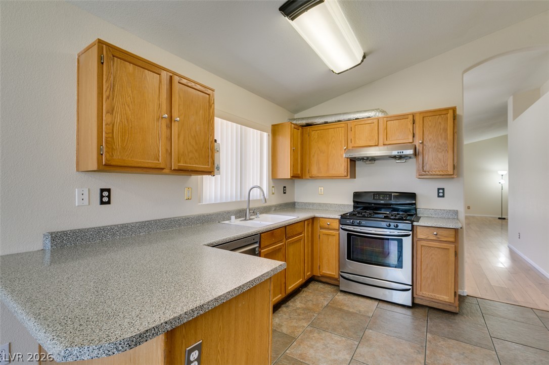 8168 West Gilmore Avenue Property Photo 23
