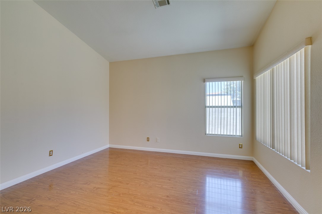8168 West Gilmore Avenue Property Photo 32
