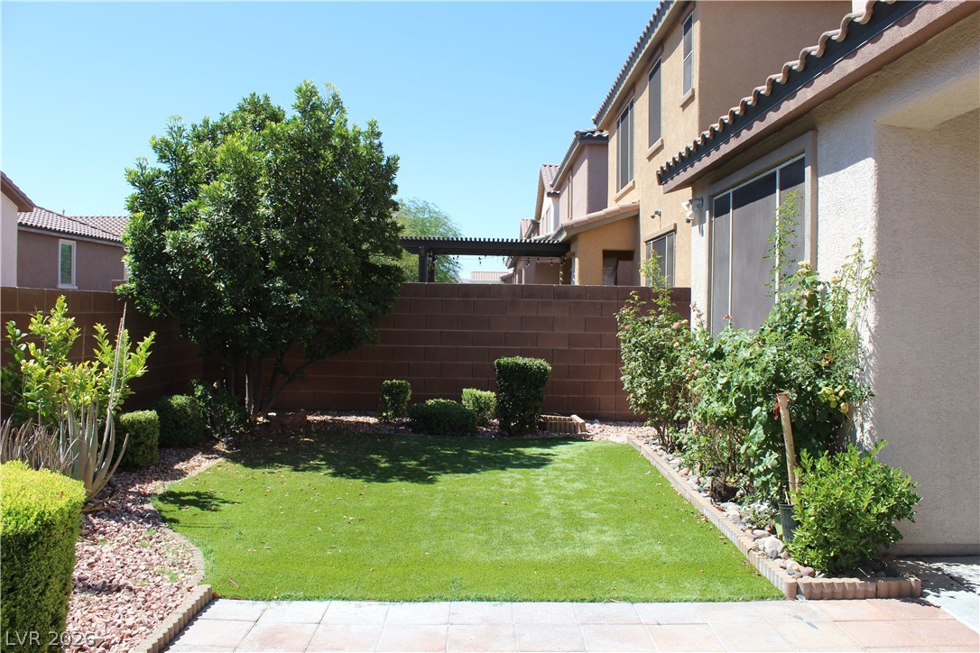 10266 Copalito Drive Property Photo 5