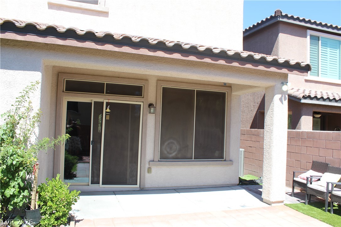 10266 Copalito Drive Property Photo 7