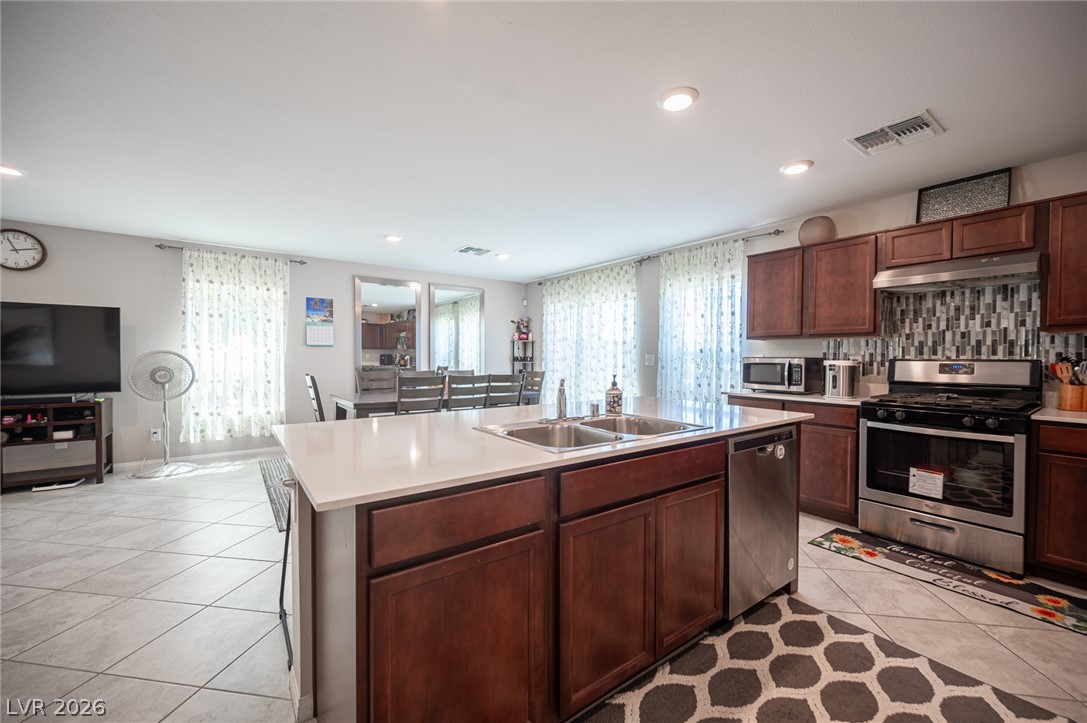 1227 Great Hollow Avenue Property Photo 20