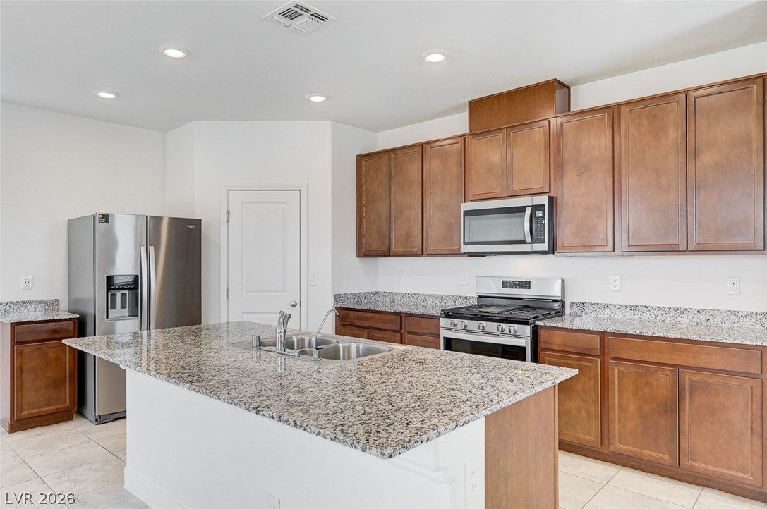 7018 Sylmar Avenue Property Photo 11