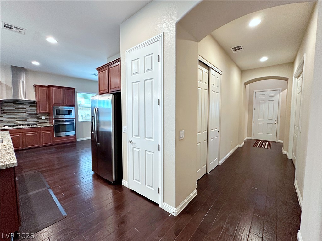 71 Newton Ridge Way Property Photo 6