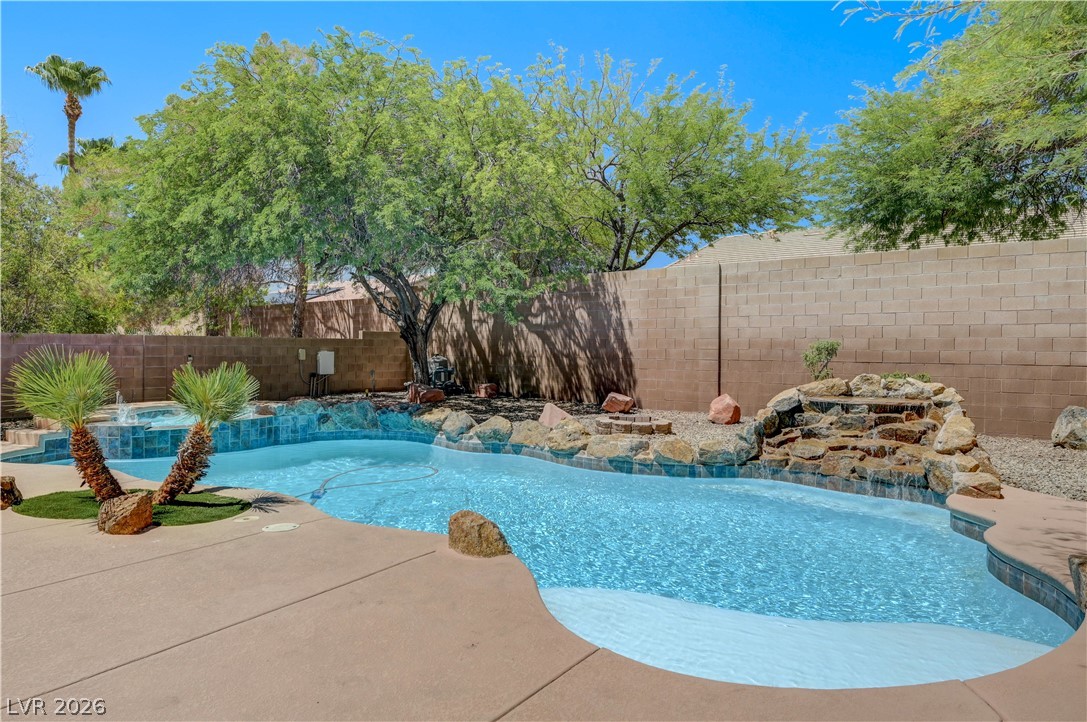 8225 Romantic Sunset Street Property Photo 7