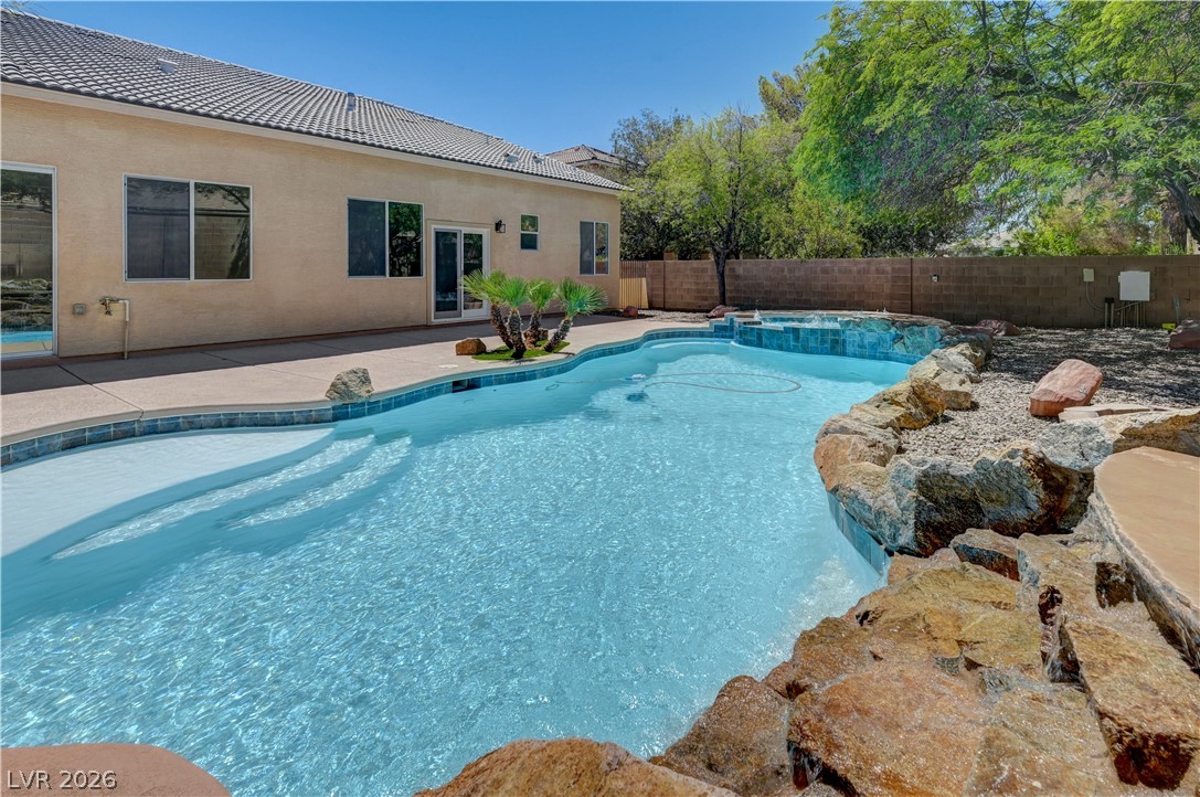 8225 Romantic Sunset Street Property Photo 11