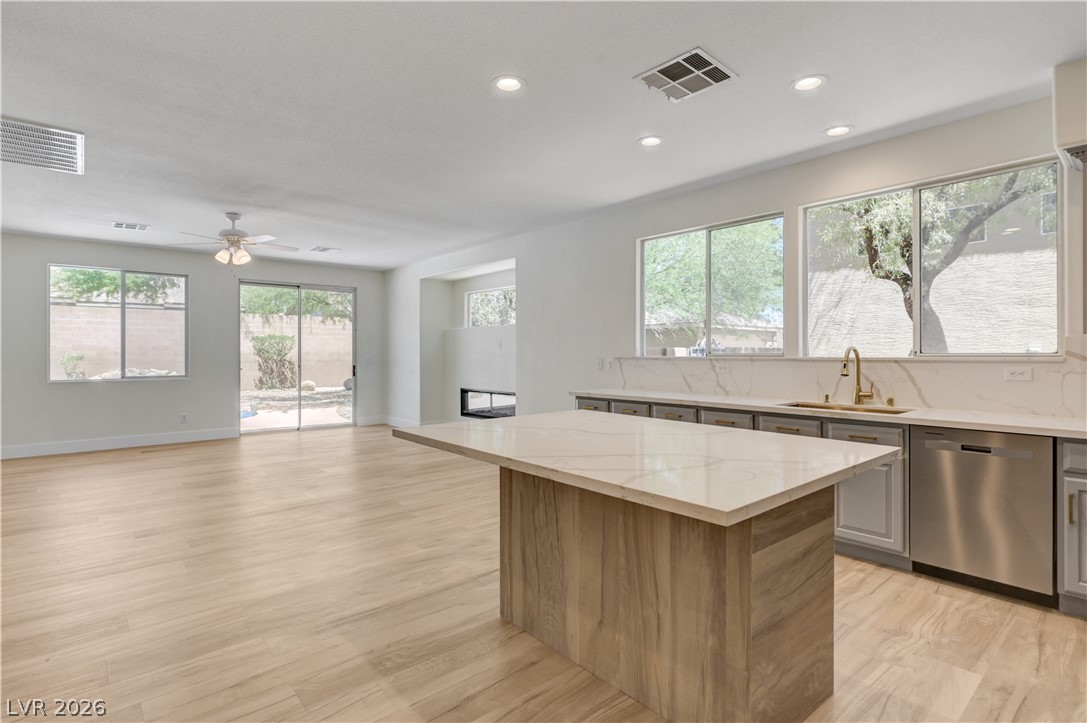 8225 Romantic Sunset Street Property Photo 16