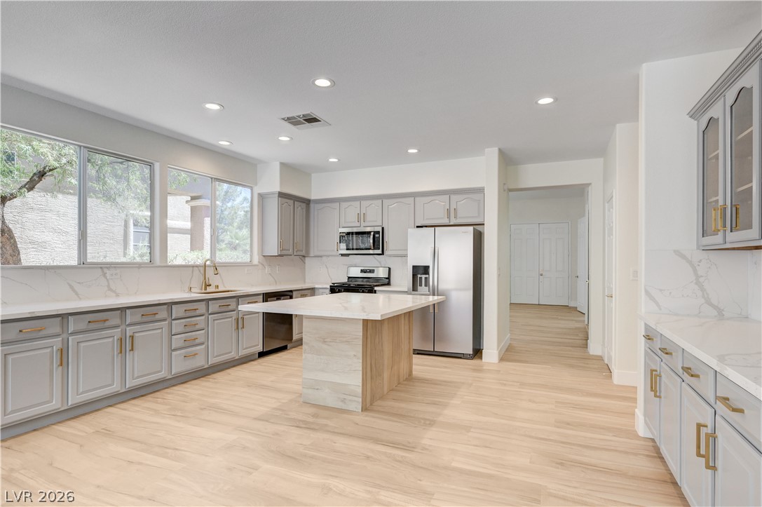 8225 Romantic Sunset Street Property Photo 18
