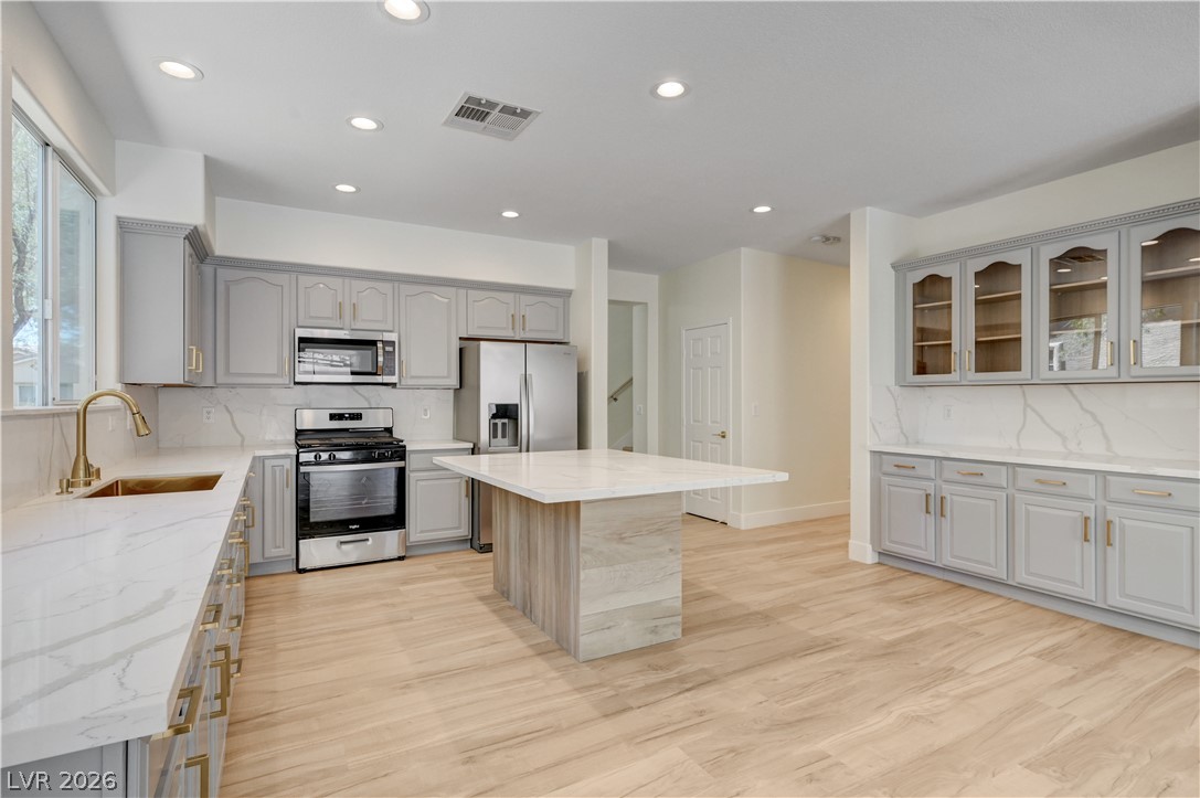 8225 Romantic Sunset Street Property Photo 20