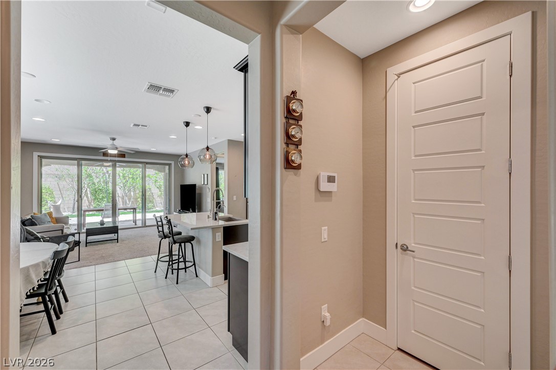 8131 Skye Chalet Street Property Photo 10