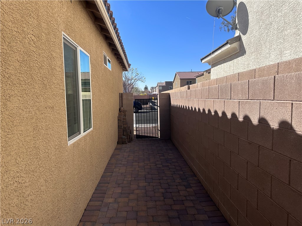 7622 West Diablo Drive Property Photo 22