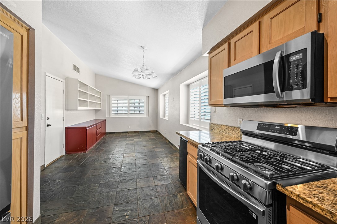 301 Lander Drive Property Photo 4