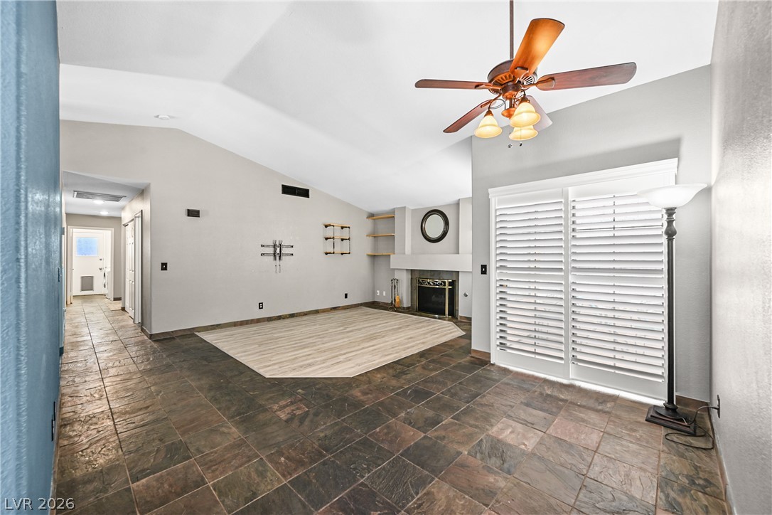 301 Lander Drive Property Photo 8