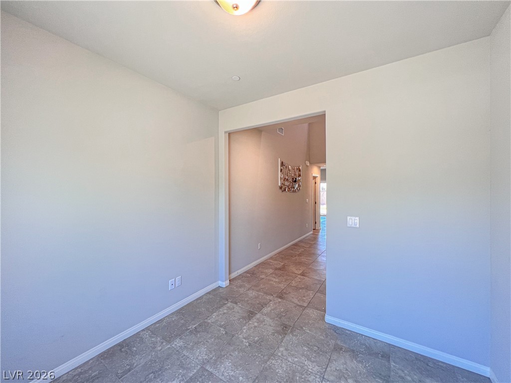 385 Canyon Mist Court Property Photo 6