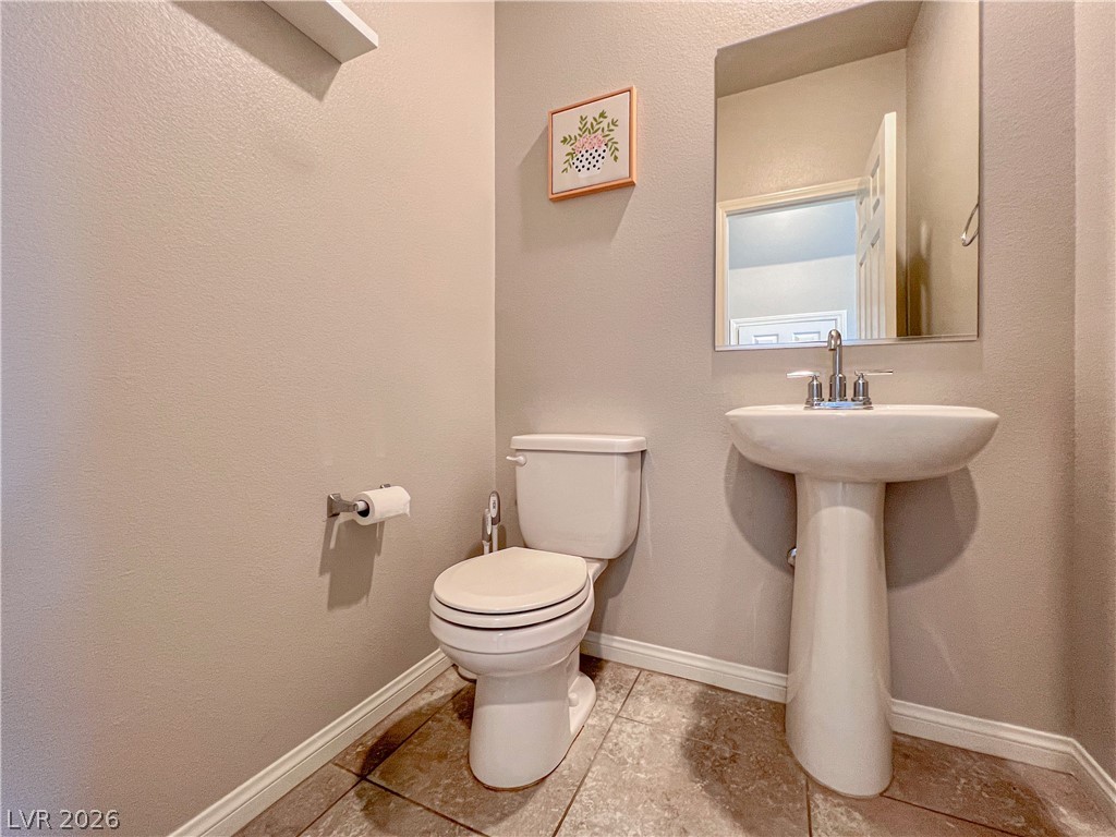 385 Canyon Mist Court Property Photo 7