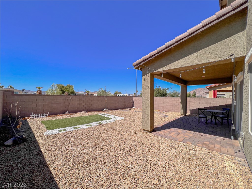 385 Canyon Mist Court Property Photo 28