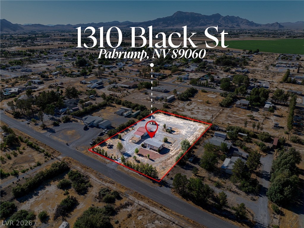 1310 Black Street Property Photo 2