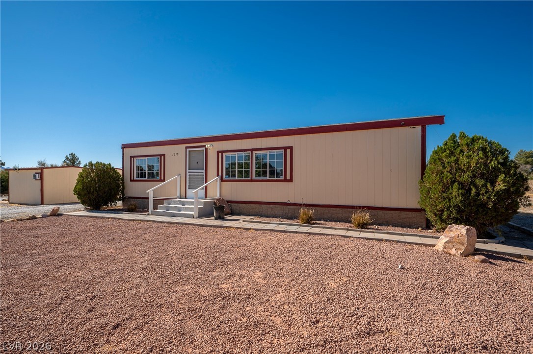 1310 Black Street Property Photo 7
