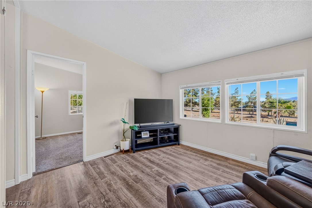 1310 Black Street Property Photo 12