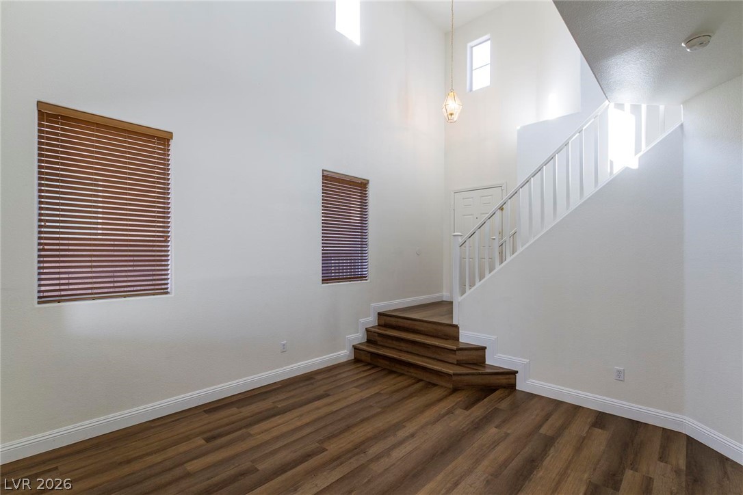 8152 Starling View Court Property Photo 6