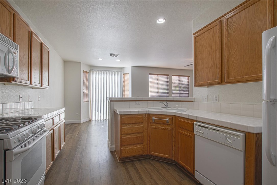 8152 Starling View Court Property Photo 12