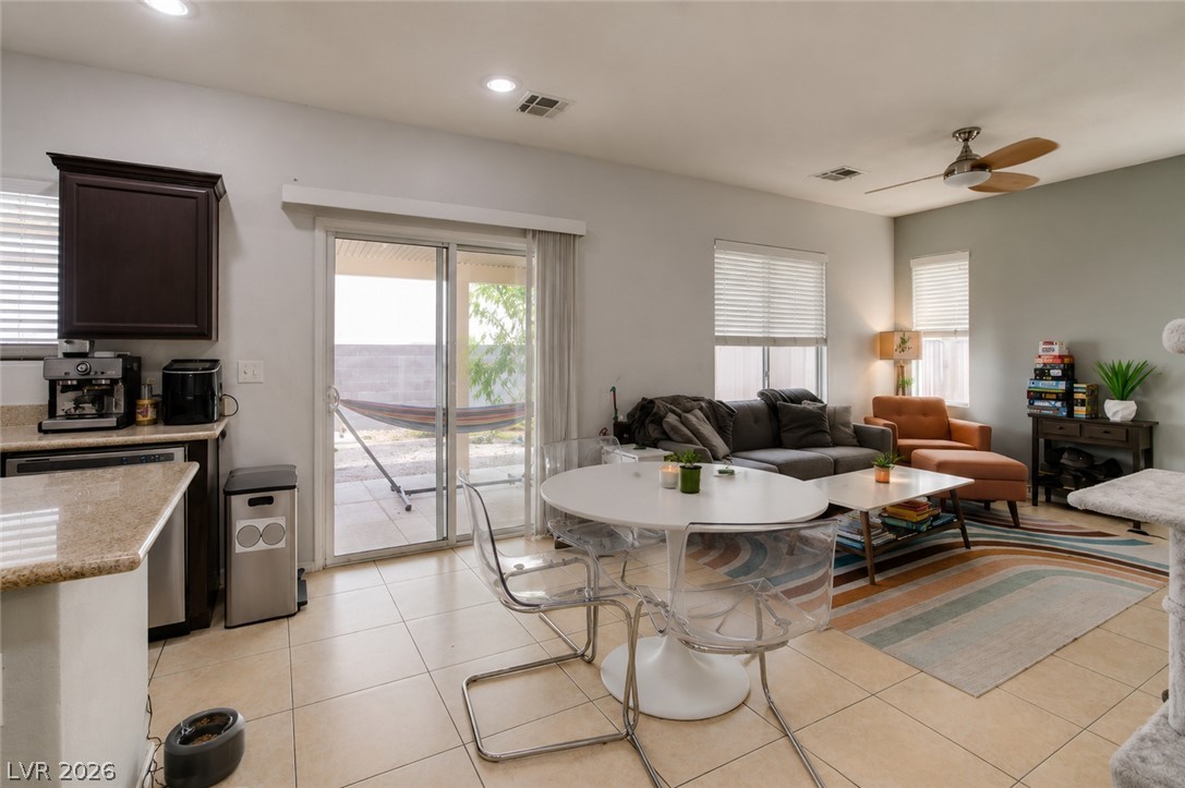 10926 Colour Magic Street Property Photo 5