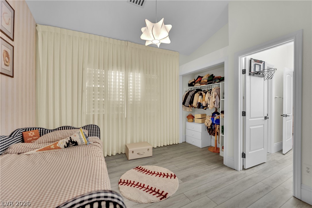 8121 Sunset Cove Drive Property Photo 35