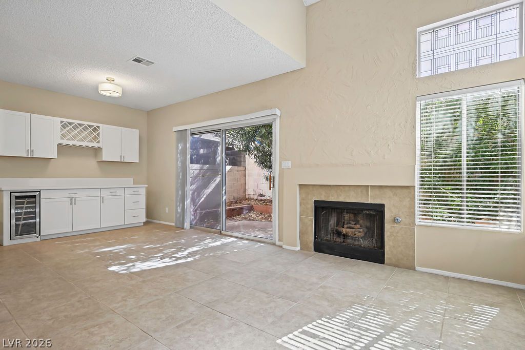 1716 Comstock Drive Property Photo 7