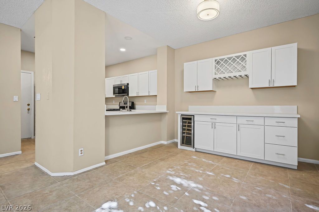 1716 Comstock Drive Property Photo 9