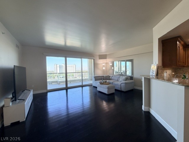 2777 Paradise 807 Property Photo 44