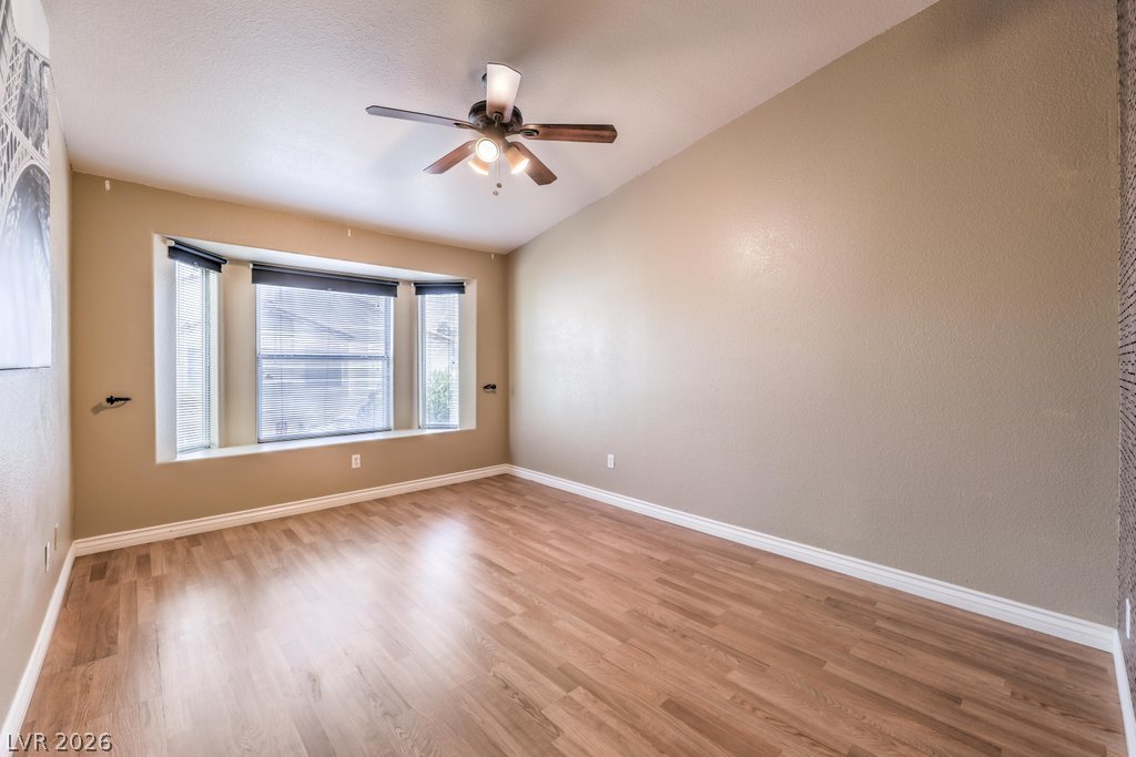 4029 Castle Cove Drive Property Photo 14