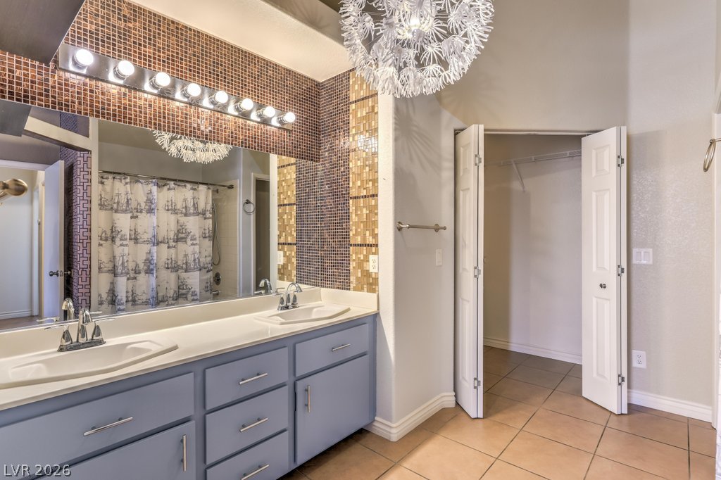 4029 Castle Cove Drive Property Photo 17