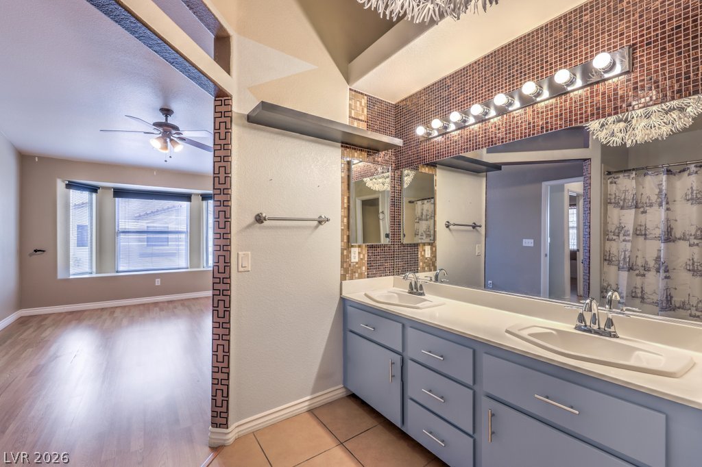 4029 Castle Cove Drive Property Photo 18