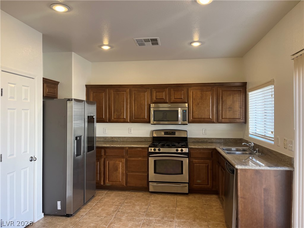 10600 Cold Mountain Avenue Property Photo 7