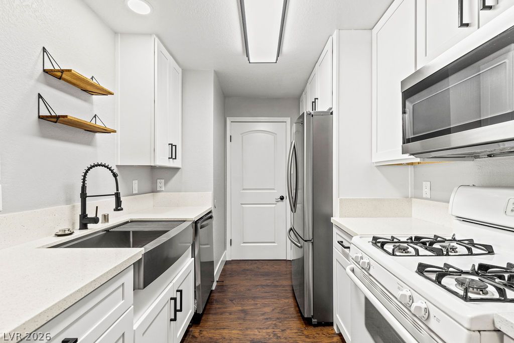 2798674 Property Photo 8